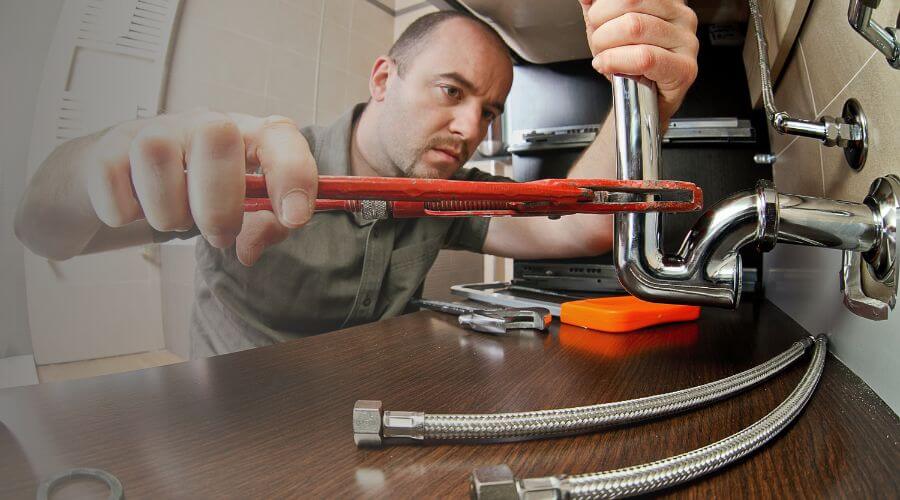 Expert burst pipe repair services in Magnolia, IA